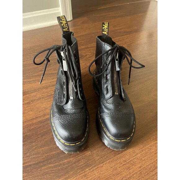 Dr. Martens Black Leather Platform Combat Boots Women’s US 7 EU 38 Lug Sole - Picture 1 of 7